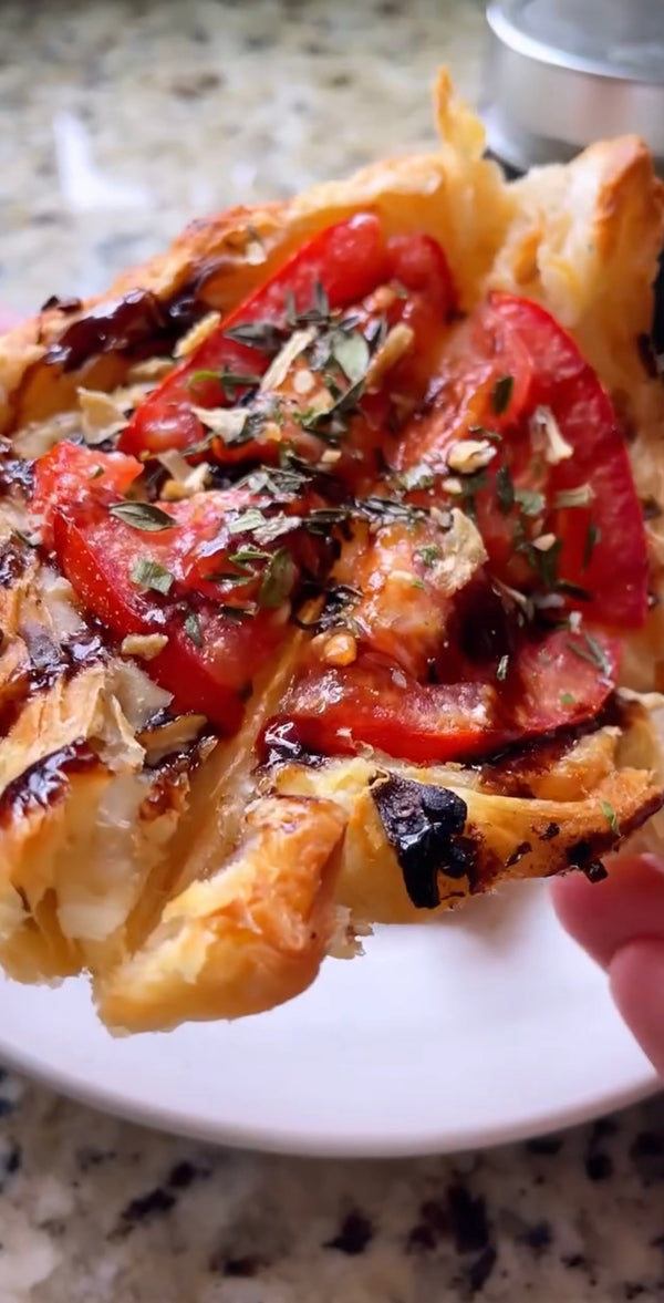 Garlic Lovers Tomato Tart 🧄🍅✨