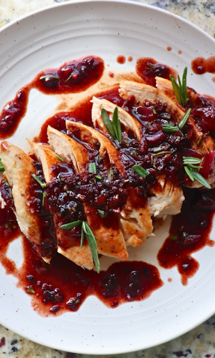 Balsamic Prairie Berry Sauce 🌿