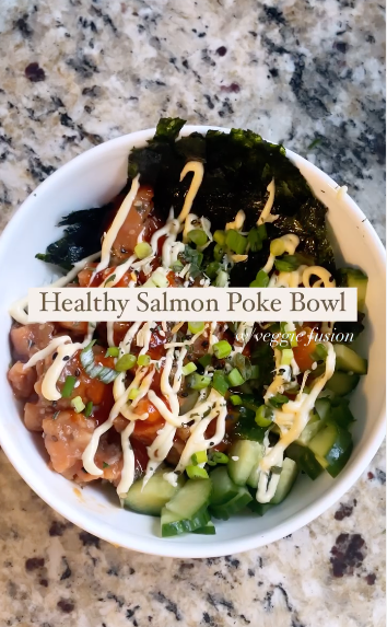 🍣 Healthy Salmon Poke Bowl